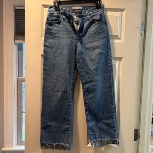 Joe's Jeans High-Rise Hae fray high low hem, Cropped